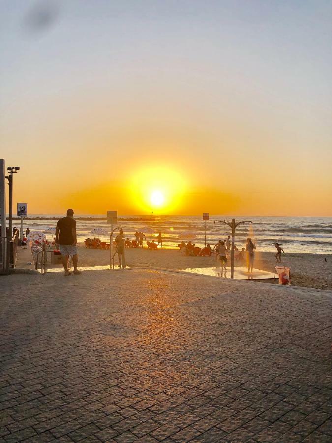 Hayarkon By The Beach Tel Aviv Exteriör bild